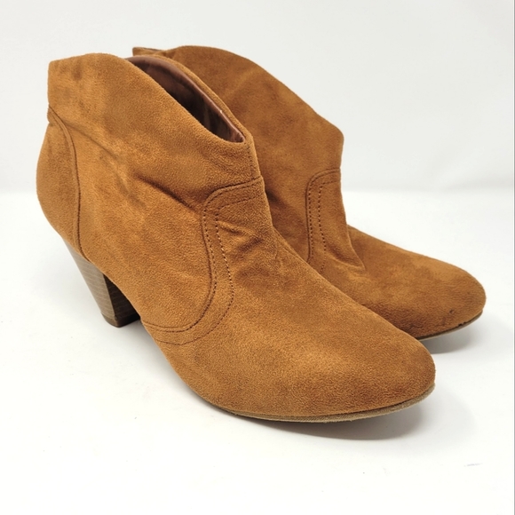 Charlotte Russe Shoes - Charlotte Russe Brown Faux Suede Ankle Booties High Heel Boots Women's Size 11